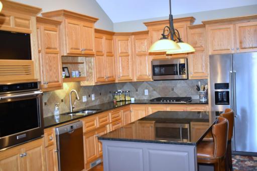 10726 Lyndale Bluffs Trail, Minneapolis, MN 55420