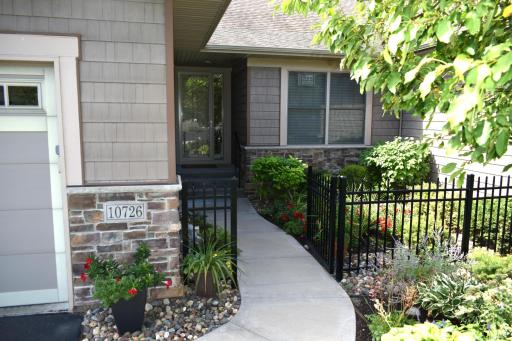 10726 Lyndale Bluffs Trail, Minneapolis, MN 55420