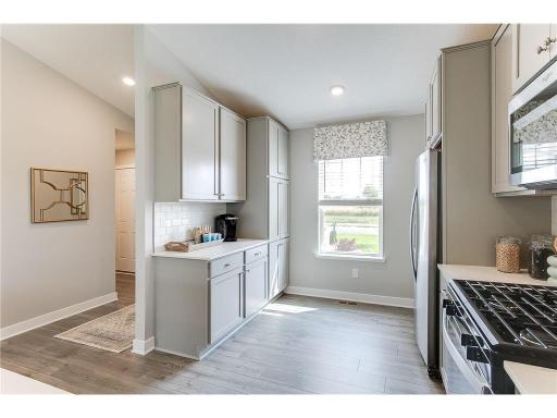 9850 Upper 89th Street S, Cottage Grove, MN 55016