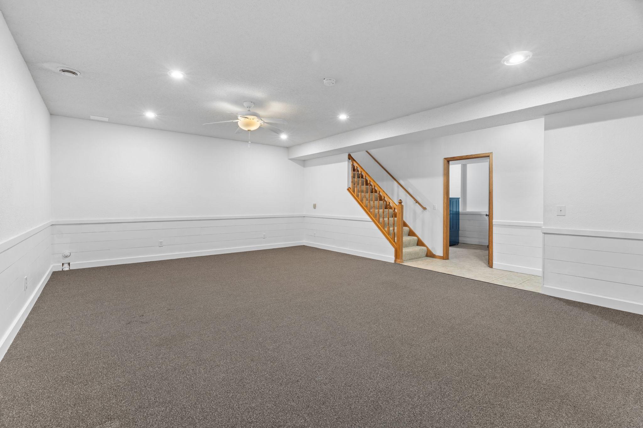 Could be used for office space, game room.. possibilities are endless!