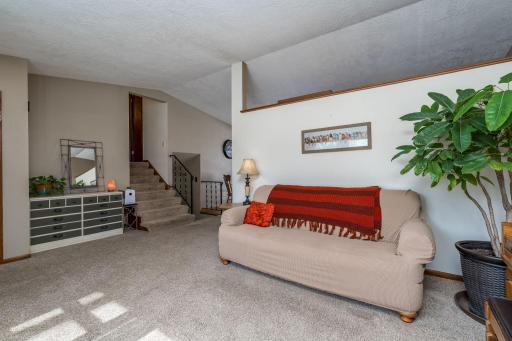 2712 E Main Street, Mankato, MN 56001