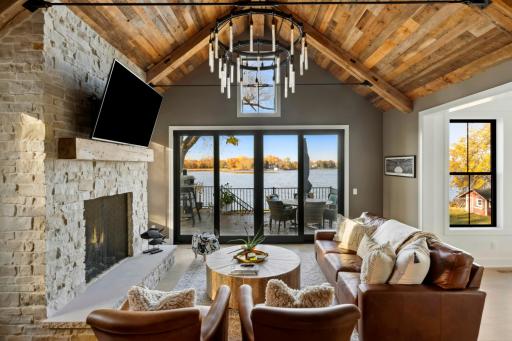 18780 Minnetonka Boulevard, Wayzata, MN 55391