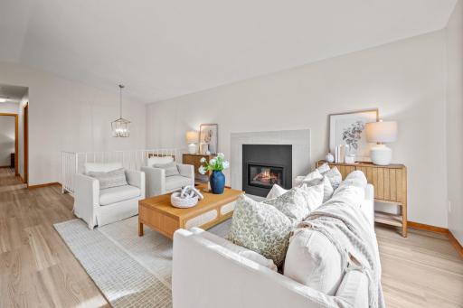 NEW Gas FIREPLACE to cozy up to!