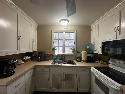 806 E Lincoln Avenue, Montevideo, MN 56265