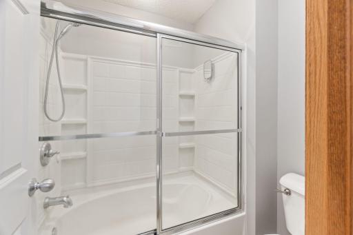 Yes, it's meticulously clean and well cared for.