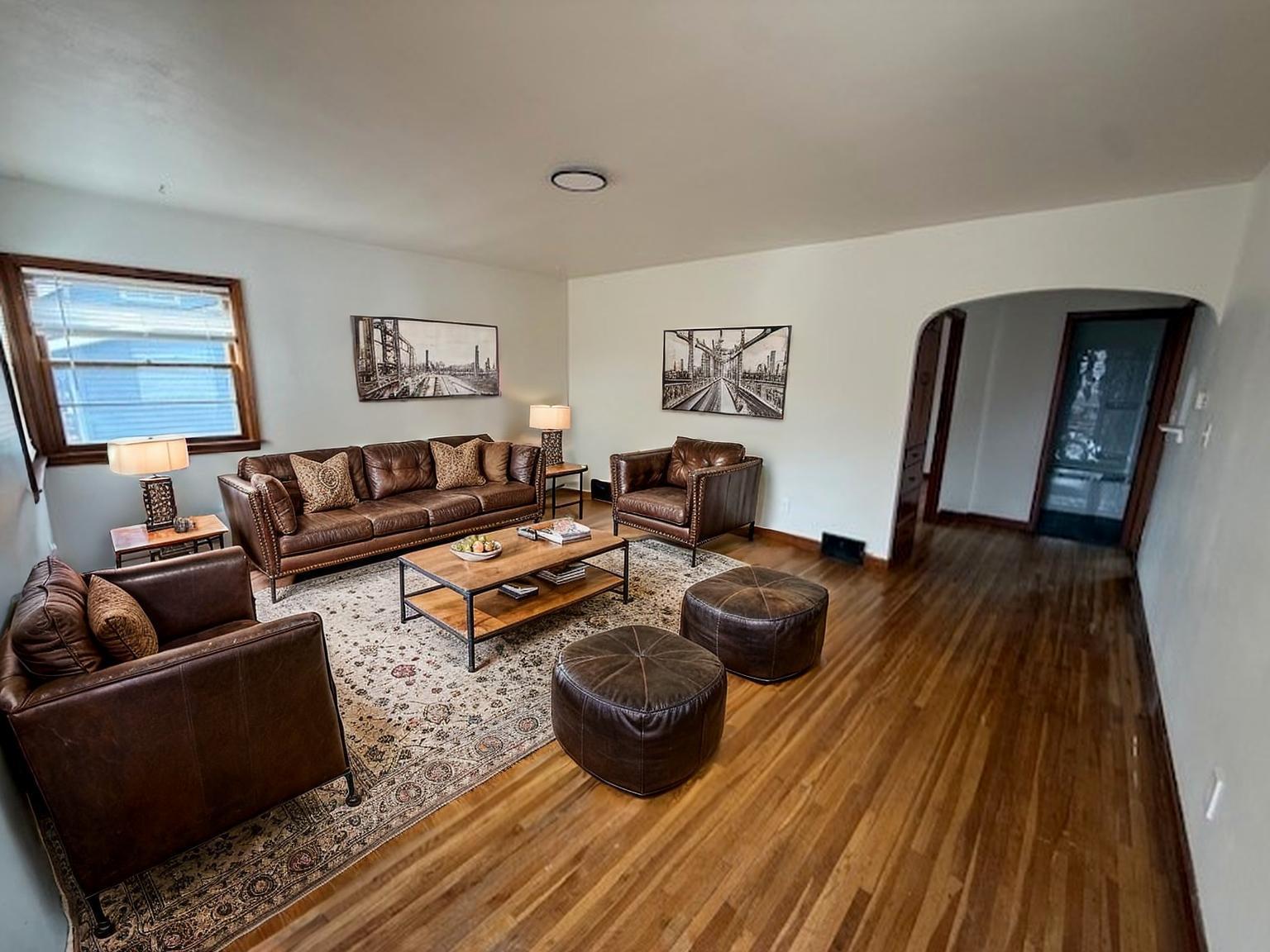 LR - with virtual staging