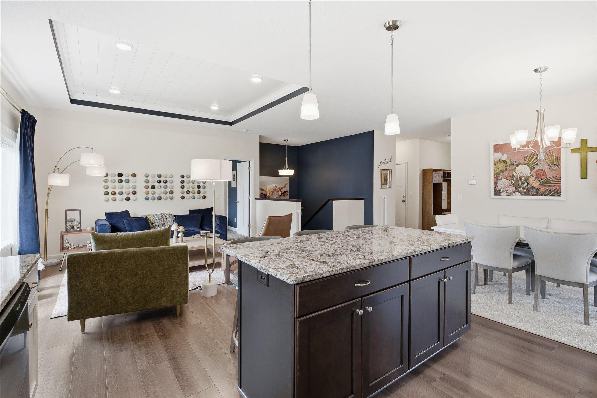 Fantastic open plan that is bright and Architecturally stunning!