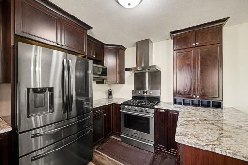 536 Riviera Drive, Saint Paul, MN 55112