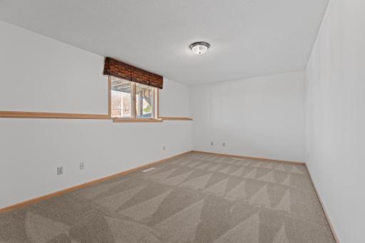 1500 Viola Road NE, Rochester, MN 55906