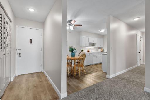 2730 Dale Street N, D214, Roseville, MN 55113