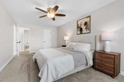 2730 Dale Street N, D214, Roseville, MN 55113