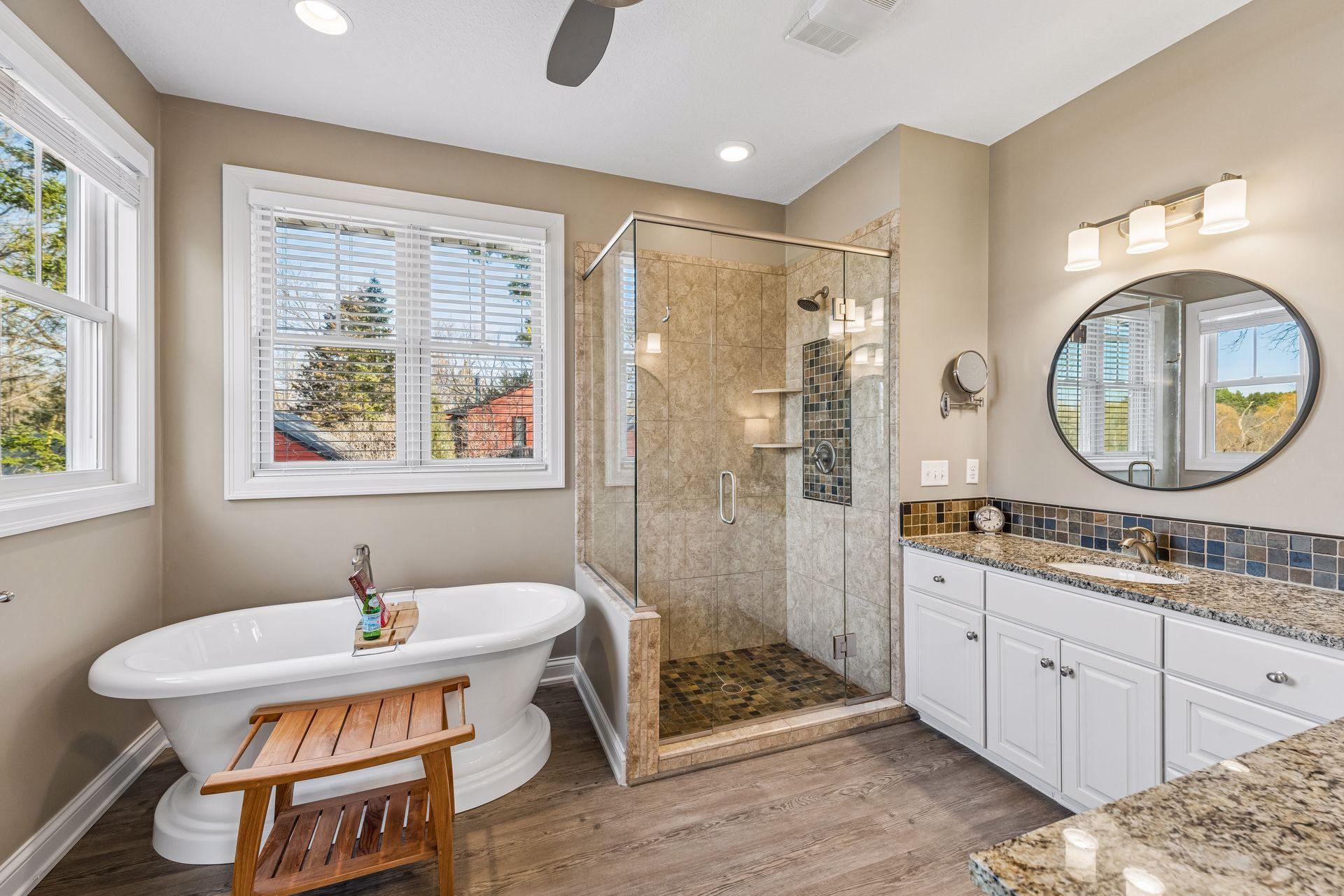 En-suite bathroom- 9'5"X11'5"- soaking tub, walk-in shower, double sinks, granite countertops