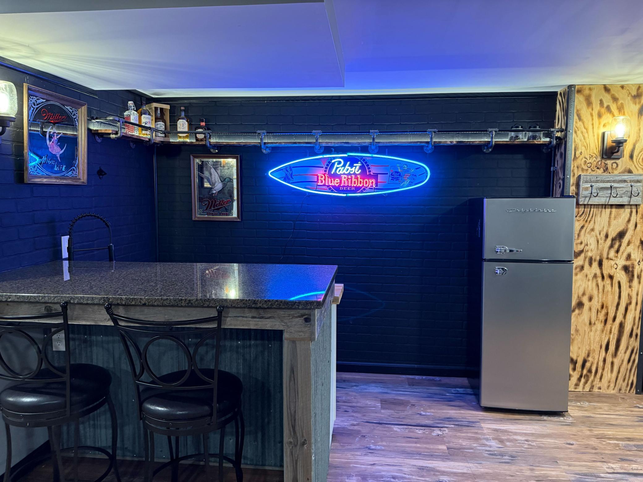 221 E 94th St - 3.jpg