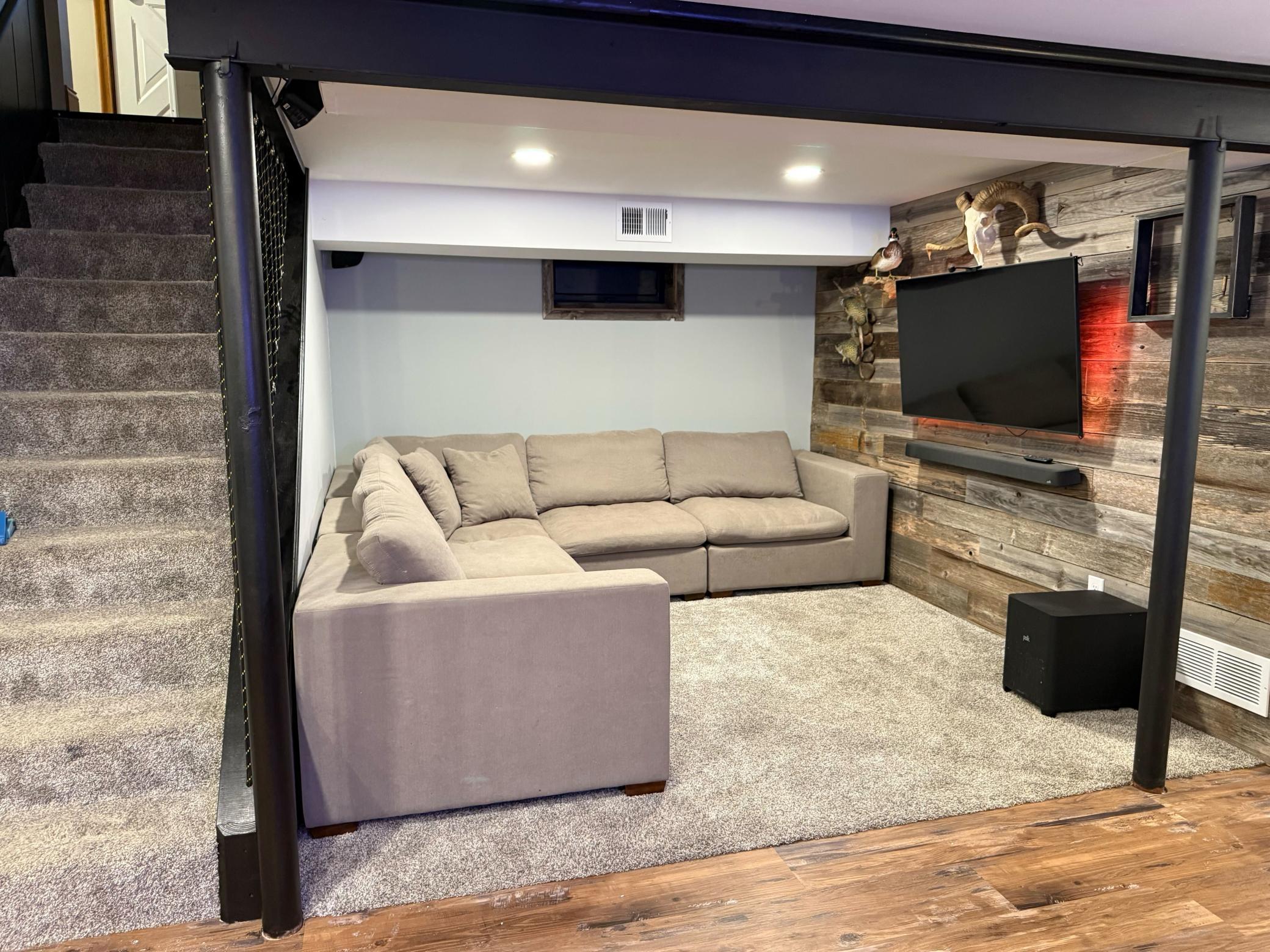 221 E 94th St - 5.jpg