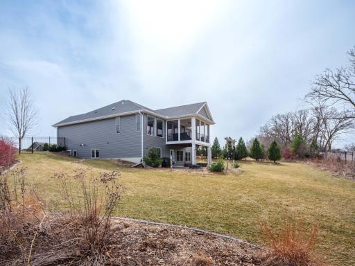 2482 Fieldstone Road SW, Rochester, MN 55902