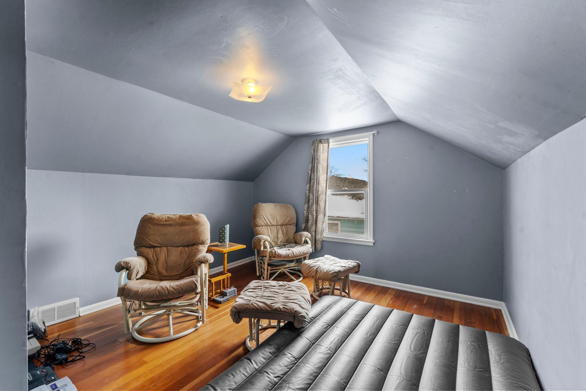 Upper level bedroom 3