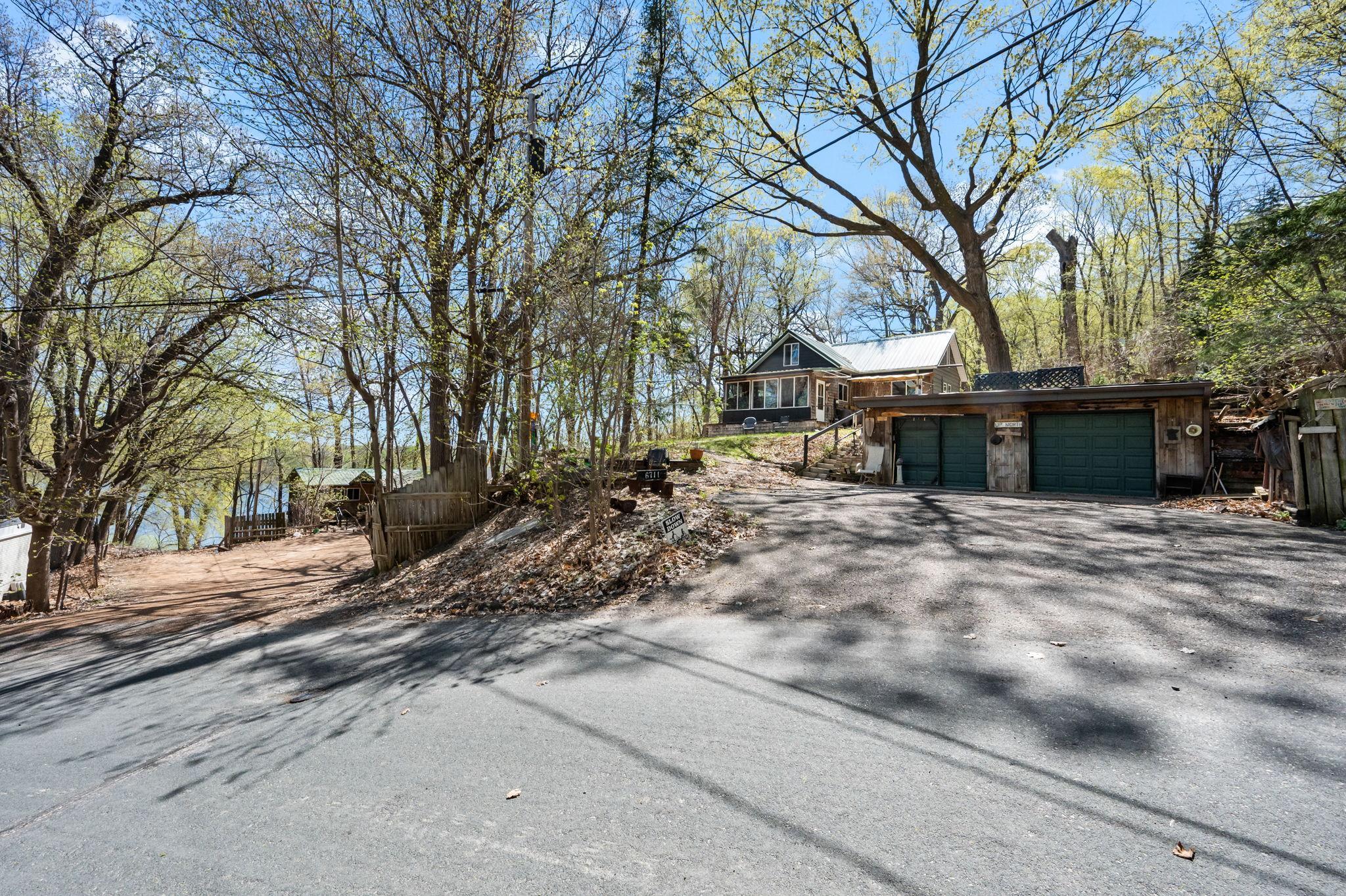 Trees budding, open lake water...summer building season is here!
