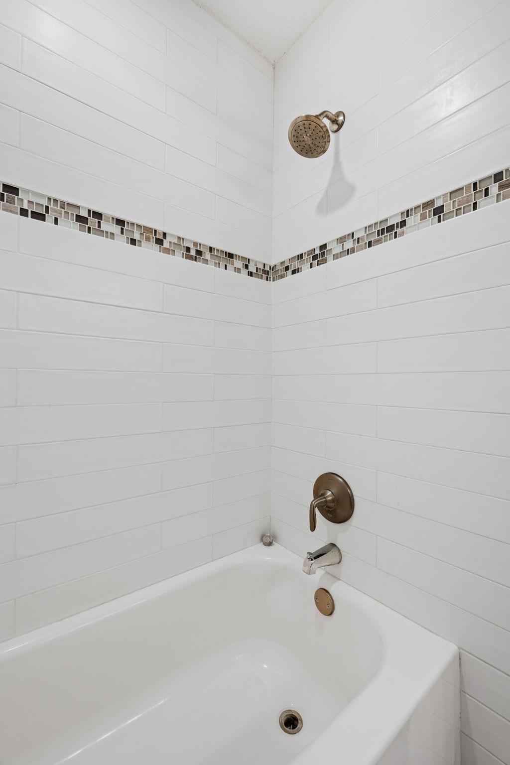 41-web-or-mls-12443 90th Ave N-41.jpg