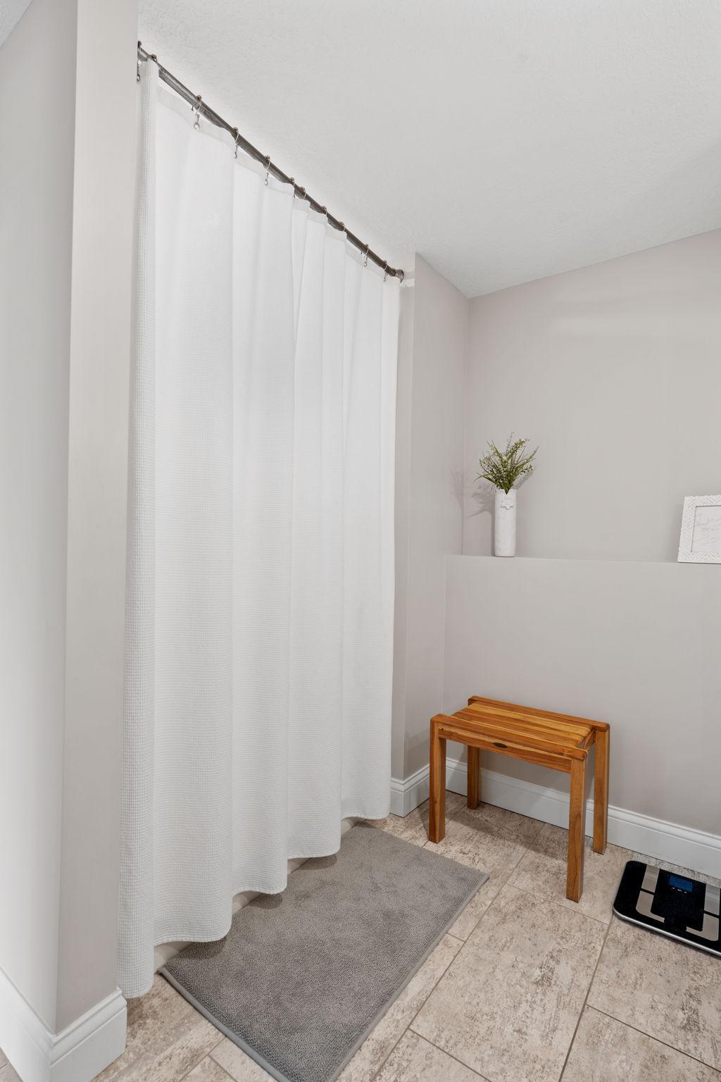 57-web-or-mls-12443 90th Ave N-57.jpg