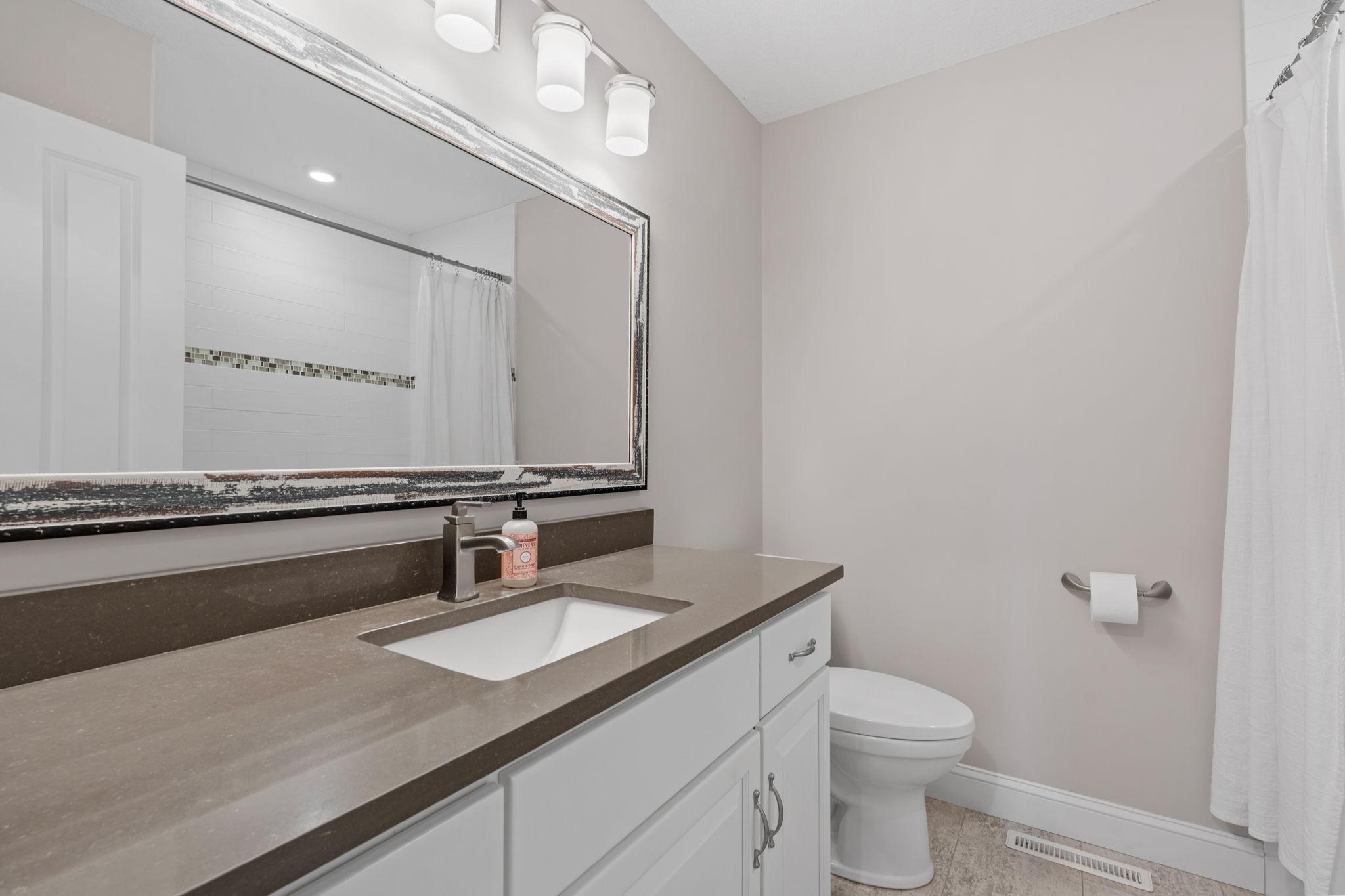 39-web-or-mls-12443 90th Ave N-39.jpg