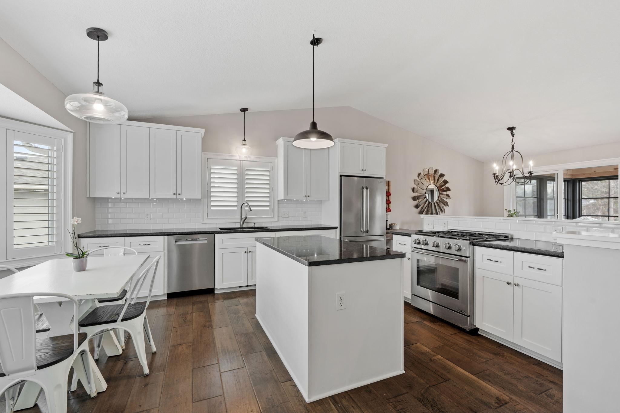 25-web-or-mls-12443 90th Ave N-25.jpg