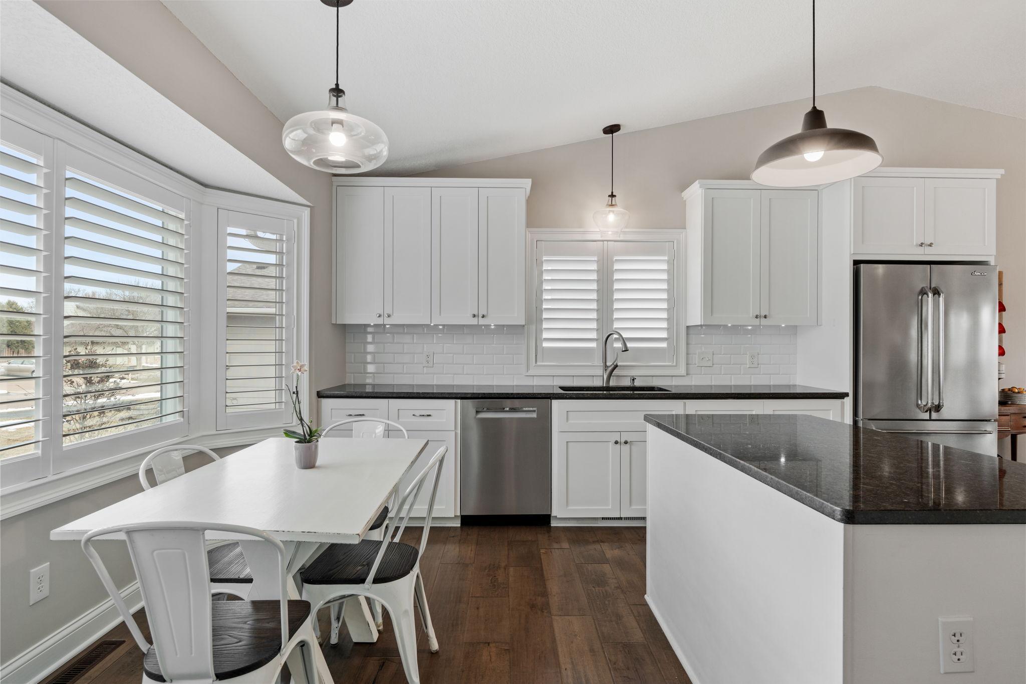 26-web-or-mls-12443 90th Ave N-26.jpg