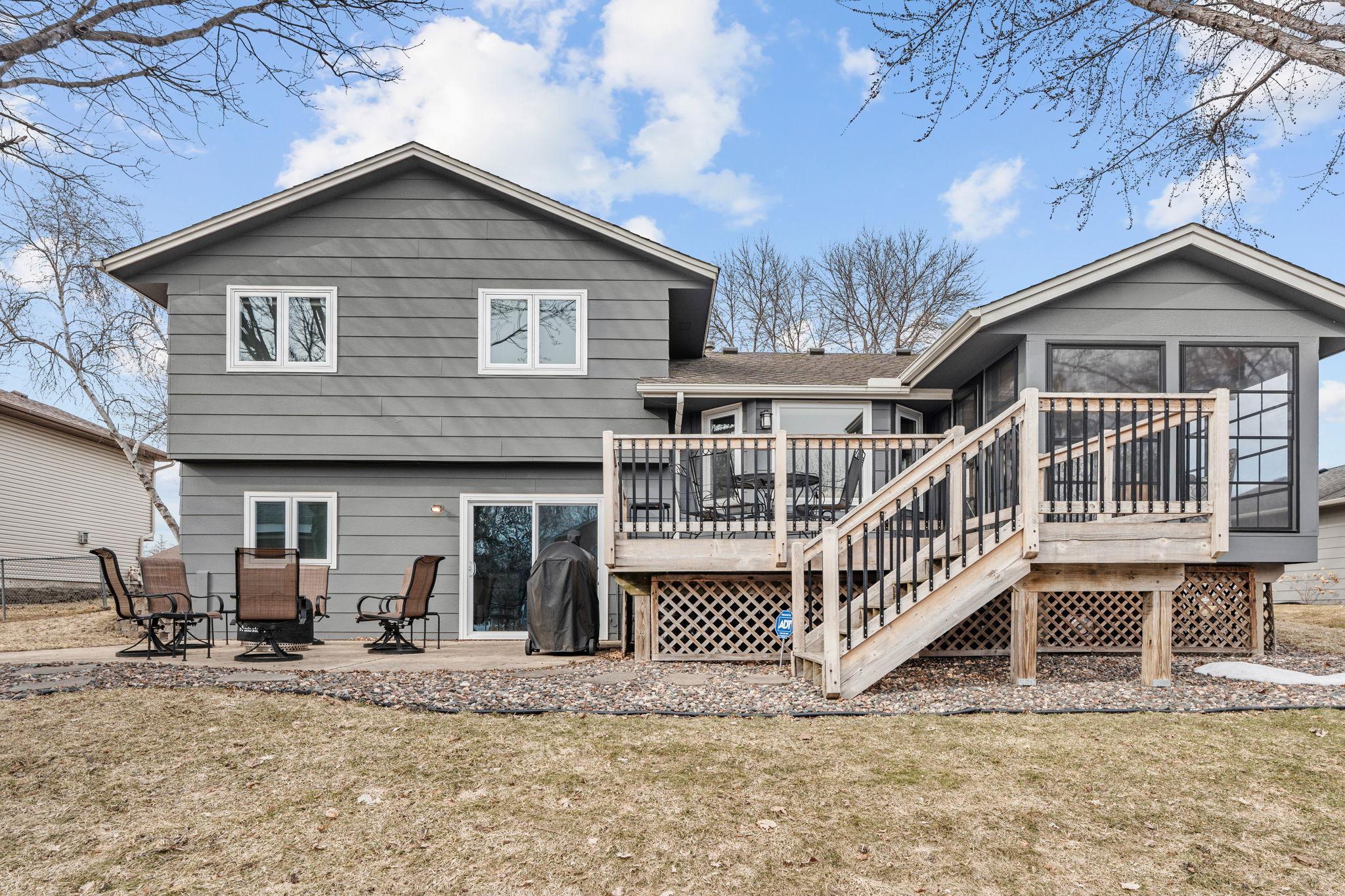 6-web-or-mls-12443 90th Ave N-6.jpg