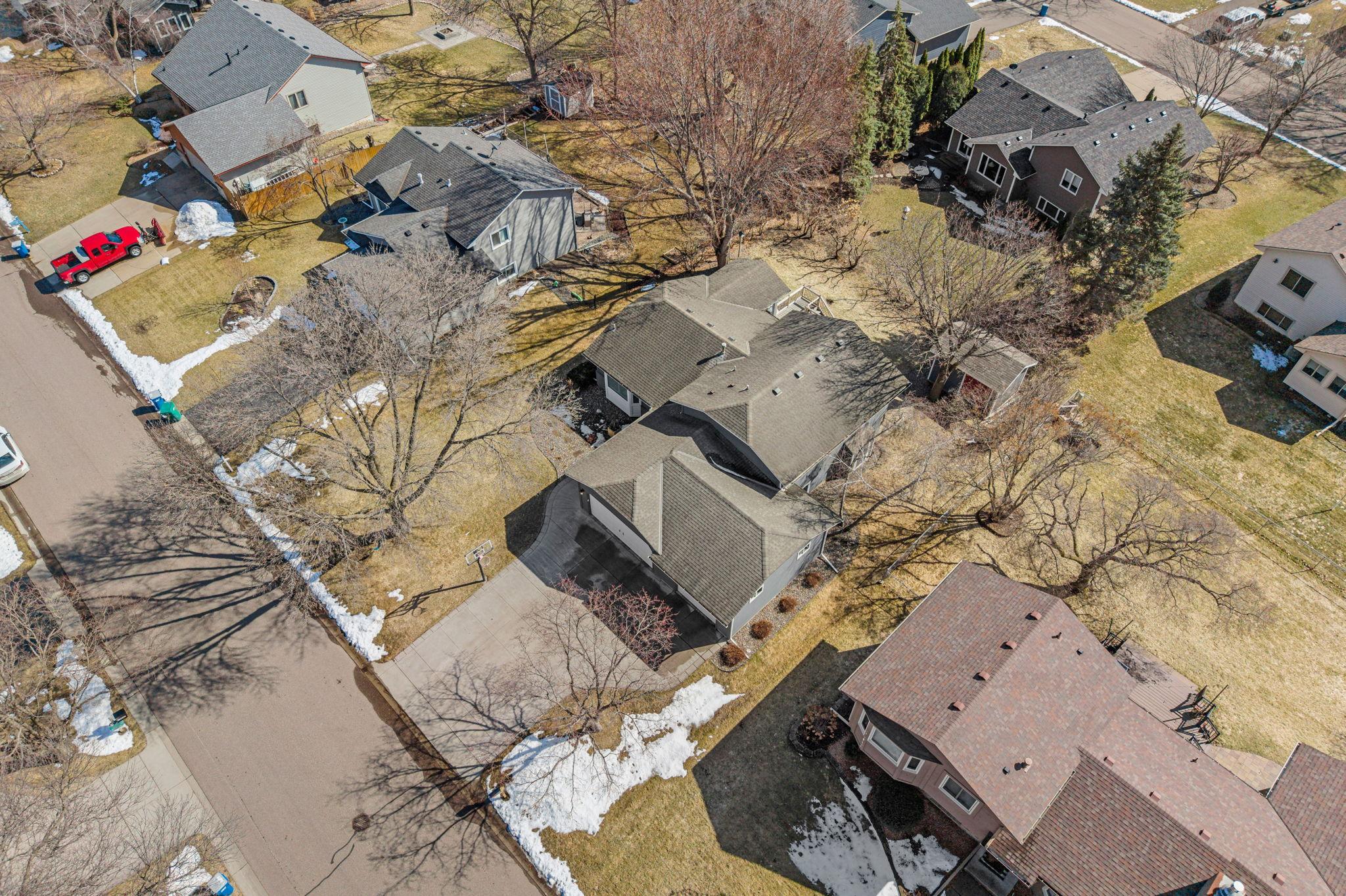 14-web-or-mls-12443 90th Ave N-14.jpg