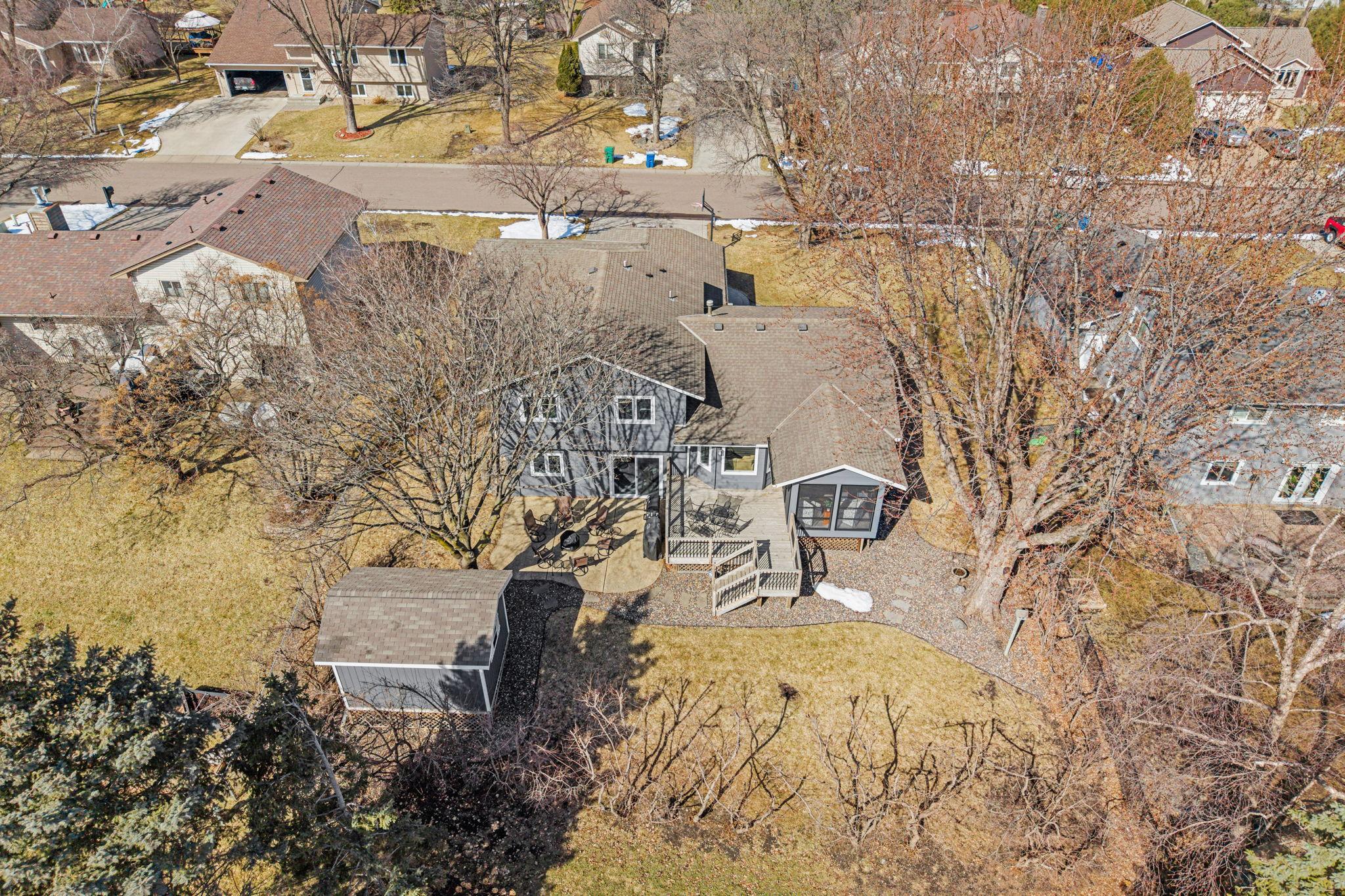 17-web-or-mls-12443 90th Ave N-17.jpg
