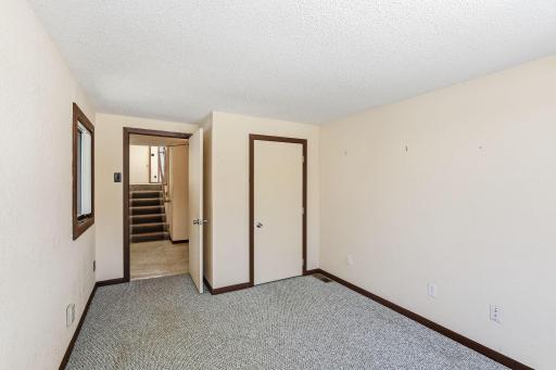 2652 Paradise Trail NW, Isanti, MN 55040