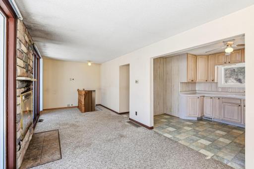 2652 Paradise Trail NW, Isanti, MN 55040