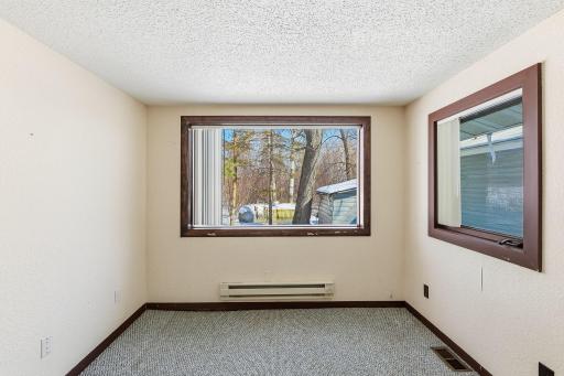 2652 Paradise Trail NW, Isanti, MN 55040