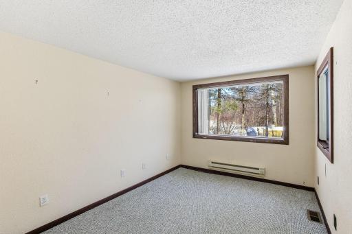 2652 Paradise Trail NW, Isanti, MN 55040