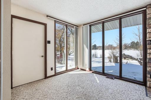 2652 Paradise Trail NW, Isanti, MN 55040