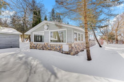 2652 Paradise Trail NW, Isanti, MN 55040