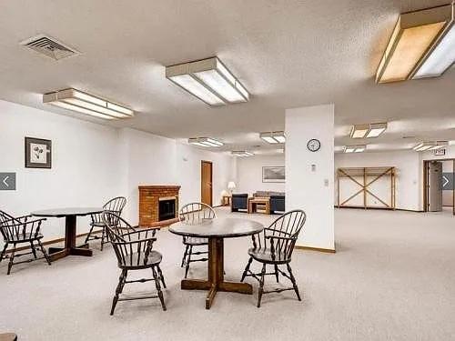 Additional spaces to entertain or spread out