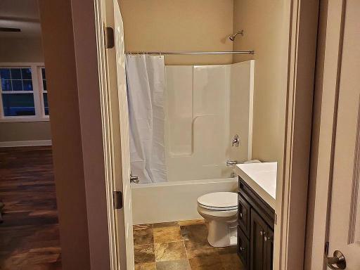 900 8th Avenue SW, Pine Island, MN 55963