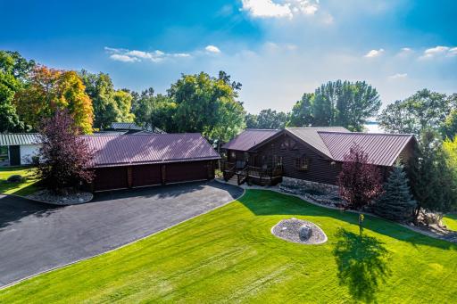 1380 S Shore Drive, Detroit Lakes, MN 56501