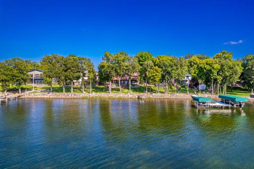 1380 S Shore Drive, Detroit Lakes, MN 56501
