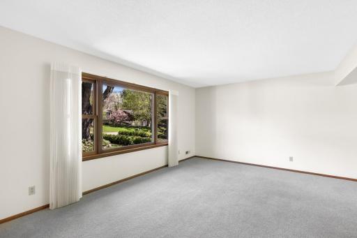173 Yoho Drive, Anoka, MN 55303