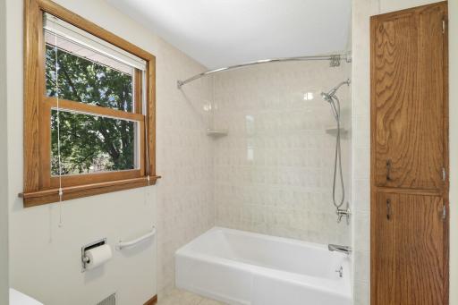 173 Yoho Drive, Anoka, MN 55303