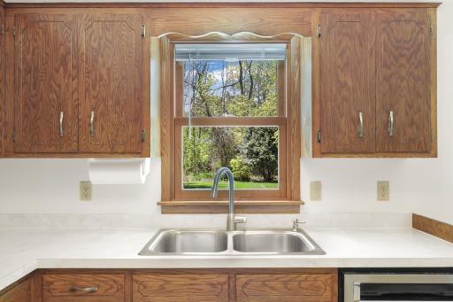 173 Yoho Drive, Anoka, MN 55303
