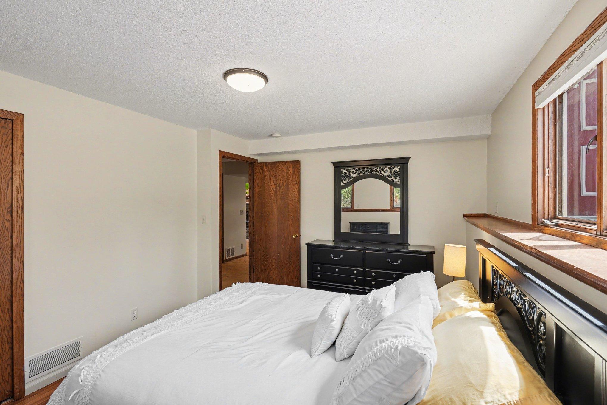 Bedroom 3 LL