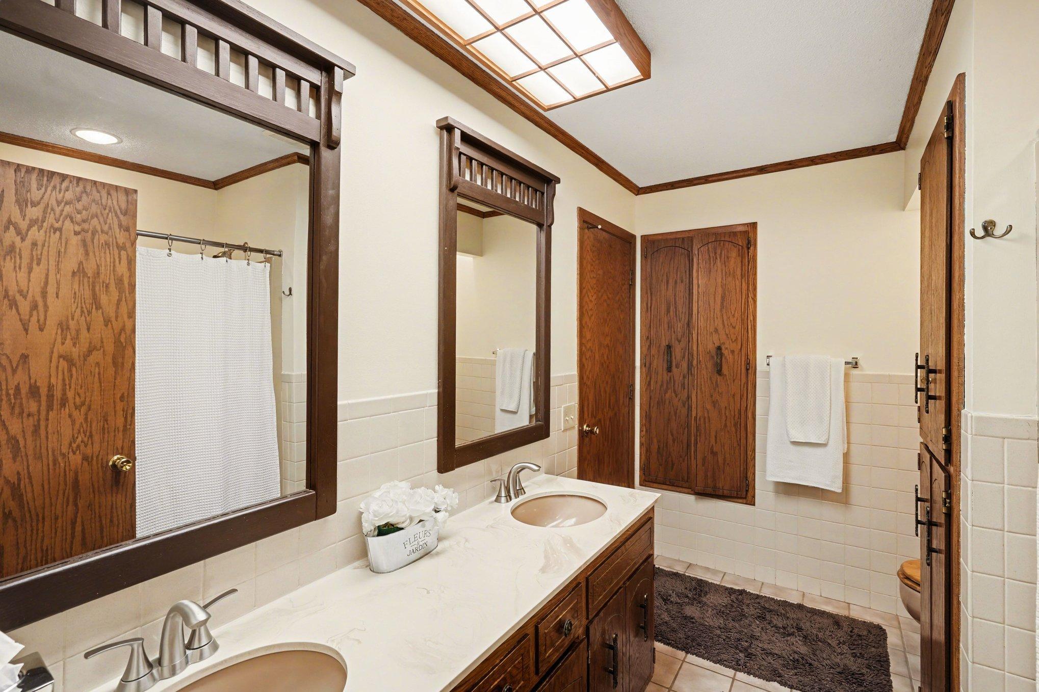 Full Bath Upper