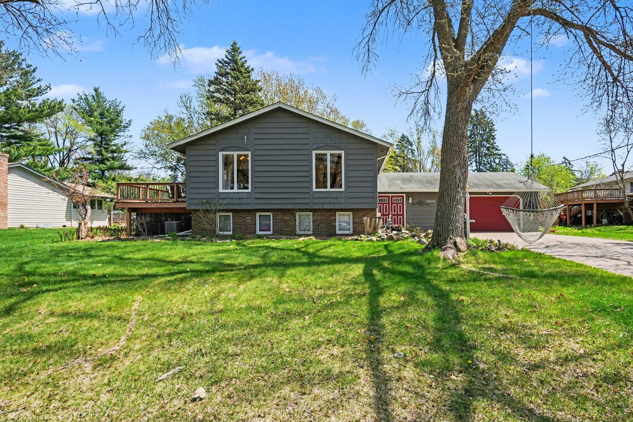 8608 Mattson Brook.jpg
