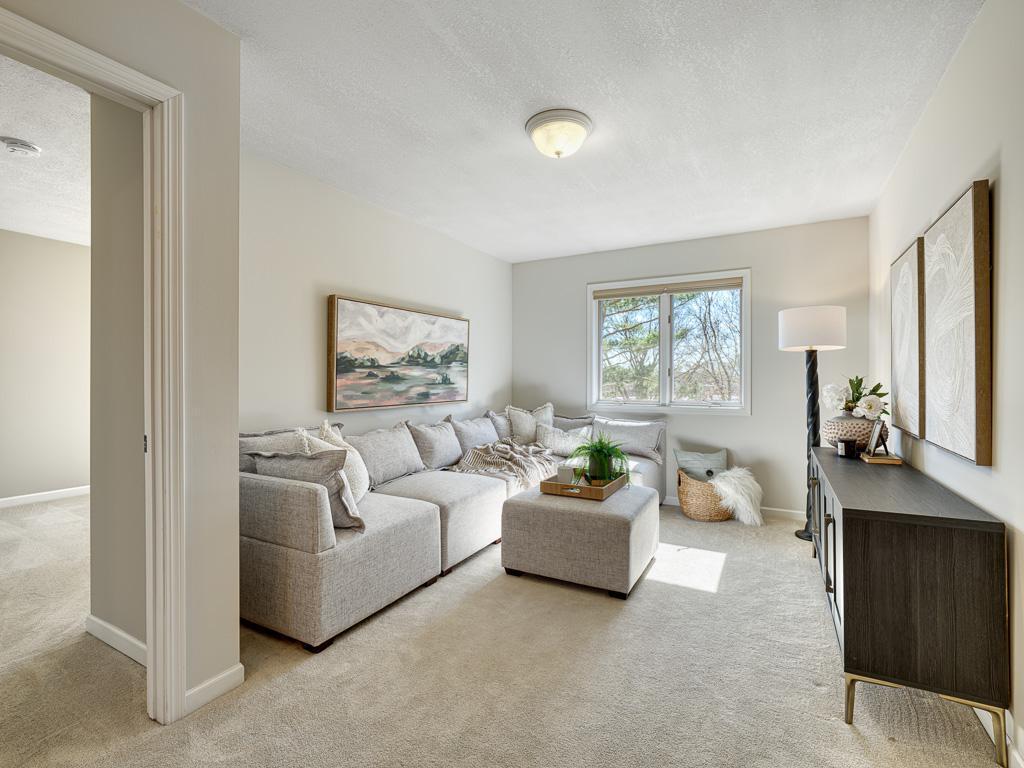 Multi-purpose loft space for office, lounge etc