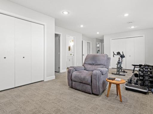 209 9th Street NW, Buffalo, MN 55313