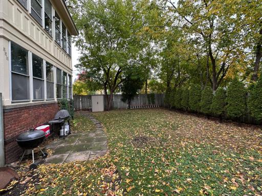 609 Portland Avenue, Saint Paul, MN 55102