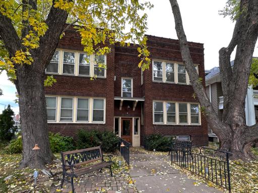 609 Portland Avenue, Saint Paul, MN 55102
