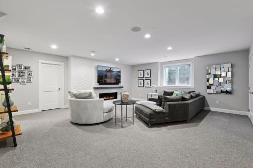 633 Park Street E, Wayzata, MN 55391
